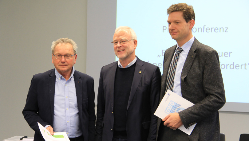 Wolfgang Schwind, Norbert Gebbeken und Johann Eicher (v.l.)