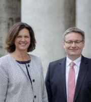 Staatsministerin Ilse Aigner und Staatssekretär Josef Zellmeier 