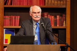 Prof. Dr. Volker Bühren