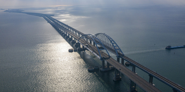 Und was ist mit der Krim-Brücke? Und was ist mit der Krim-Brücke?