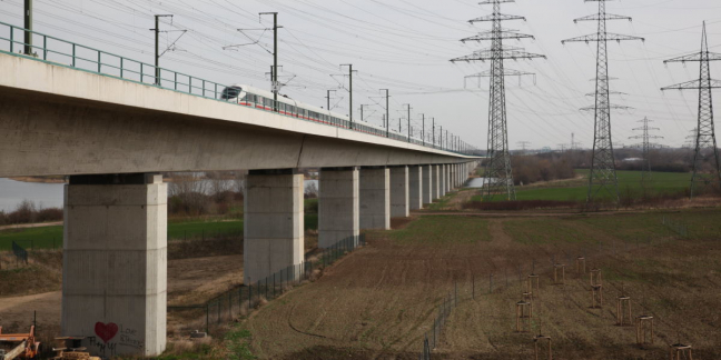 Platz 4: Saale-Elster-Talbrücke – die längste Brücke Deutschlands Platz 4: Saale-Elster-Talbrücke – die längste Brücke Deutschlands