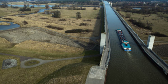 Platz 8: Kanalbrücke Magdeburg – die längste Kanalbrücke Europas Platz 8: Kanalbrücke Magdeburg – die längste Kanalbrücke Europas