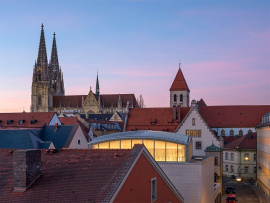 Projekt: Holzschale Synagoge, Regensburg - © Foto: Marcus Ebener