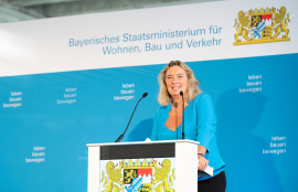 Bauministerin Kerstin Schreyer bei der Eröffnung des neuen Dienstsitzes in Augsburg - Foto: Joerg Koch