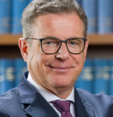 Dieter Babiel, Hauptgeschäftsführer des Hauptverbandes der Deutschen Bauindustrie