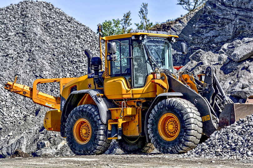 Kreislaufwirtschaft Bau übergibt Monitoring-Bericht „Mineralische Bauabfälle“