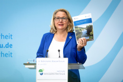 Bundesumweltministerin Schulze legt Nationale Wasserstrategie vor
