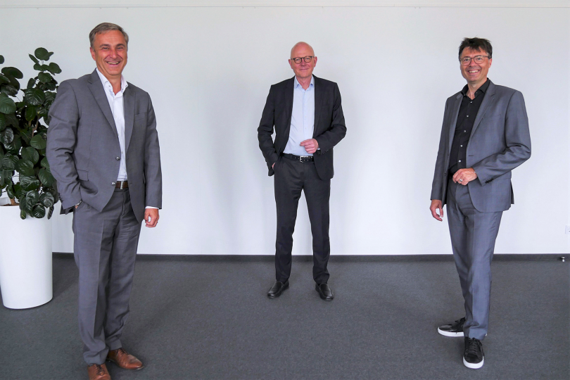 Im Foto von links: Dr.-Ing. Markus Staller (VPI Bayern), Wolfgang Schubert-Raab (Bayerisches Baugewerbe) und Dr.-Ing. André Müller (VBI Bayern)