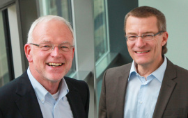  Prof. Dr. Norbert Gebbeken, Präsident der Bayerischen Ingenieurekammer-Bau, mit Helmut Schütz, Amtschef im Bayerischen Staatsministerium für Wohnen, Bau und Verkehr (v.l.) - Archivbild, Foto: Birgit Gleixner