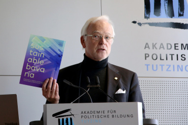 Prof. Dr.-lng. Norbert Gebbeken, Präsident der Bayerischen Ingenieurekammer-Bau, Forschungszentrum RISK - Risiko, Infrastruktur, Sicherheit und Konflikt, Universität der Bundeswehr München