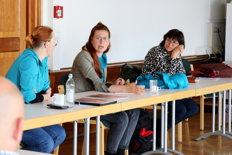 Workshop "Was benötigt der ländliche Raum in der ökologischen Transformation?" mit Dipl.-Ing. (FH) Gisela Raab (r.), Baubiologin, Baubiologische Energieberaterin (IBN), Ebensfeld