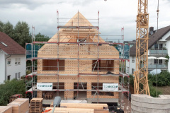 TRIQBRIQ: 50.000 kg CO2 in mehrstöckigem Wohngebäude aus modularen Holzbausteinen eingelagert