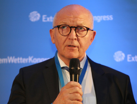 Dr.-Ing. Heinrich Bökamp, Präsident der Bundesingenieurkammer (m.), Foto: © Mirko Hannemann