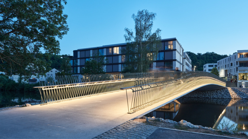 Neuer Herzogsteg über die Altmühl, Fuß- und Radwegbrücke. © Foto: Bruno Klomfar