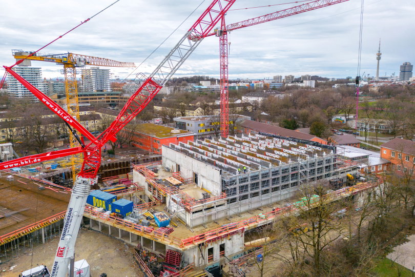 „Dreidimensionales Baustellenschach“ beim Schulneubau in Milbertshofen