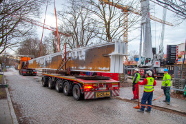 Anlieferung der Stahlträger. © PORR / Bernd Ducke