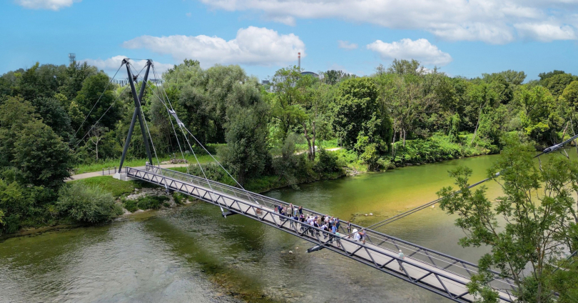 Die neue Radwegbrücke über die Isar zwischen Fischerhäuser und Garching. Foto: Ursula Baumgart / Gemeinde Ismaning