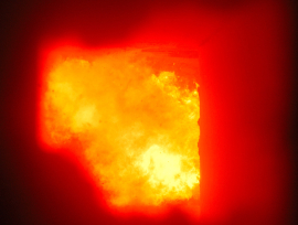 Blick in den Feuerraum einer MV-Anlage. Foto: GKS-Gemeinschaftskraftwerk Schweinfurt GmbH