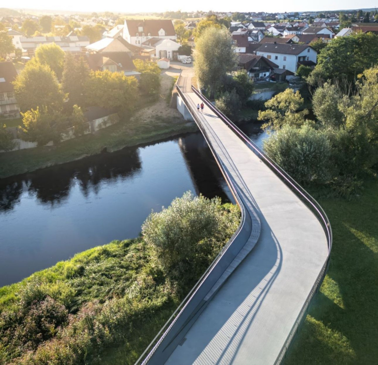 Neue Regenbrücke Roding 