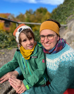 Maike Reuther mit einem ihrer Kinder.