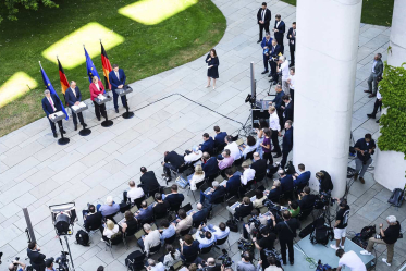 Bundesregierung stellt Reformpaket für Deutschland vor