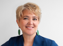 Corinna Enders, Vorsitzende der dena-Geschäftsführung. Foto: Hoffotografen