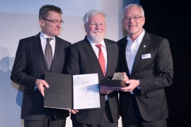 Ehrenmedaille für Dr.-Ing. Heinrich Schroeter