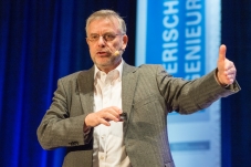 Prof. Dr. Gunter Dueck beim 26. Bayerischen Ingenieuretag 2018