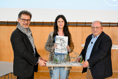 Platz 1: Terra Twist von Krista Marche, Karolinen-Gymnasium Rosenheim, 14 Jahre, 9. Klasse