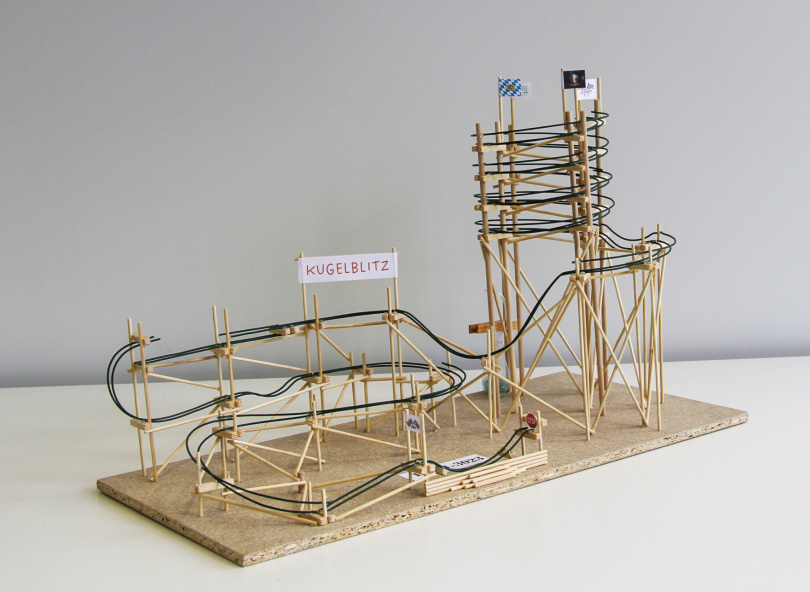 Platz 2: Kugelblitz von Mathis Bergmann, Hanns-Seidl-Gymnasium Hösbach (Landkreis Aschaffenburg), 19 Jahre, 12. Klasse