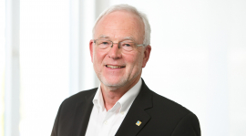 Prof. Dr. Norbert Gebbeken, der Präsident der Bayerischen Ingenieurekammer-Bau