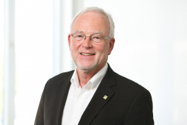 Prof. Dr.-Ing. Norbert Gebbeken, Präsident der Bayerischen Ingenieurekammer-Bau